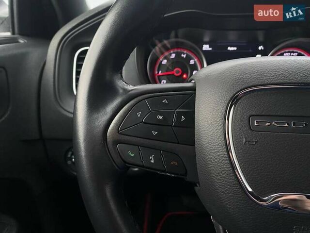 Белый Додж Чарджер, объемом двигателя 3.6 л и пробегом 29 тыс. км за 21490 $, фото 30 на Automoto.ua