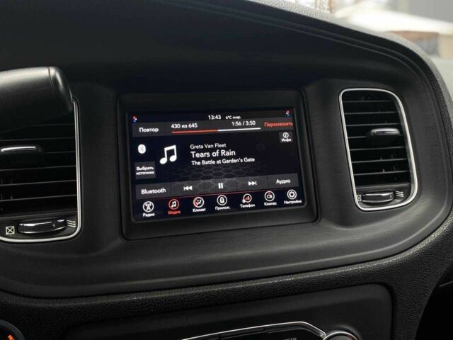 Белый Додж Чарджер, объемом двигателя 3.6 л и пробегом 29 тыс. км за 21490 $, фото 18 на Automoto.ua