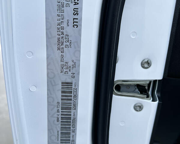 Белый Додж Чарджер, объемом двигателя 3.6 л и пробегом 1 тыс. км за 33500 $, фото 75 на Automoto.ua