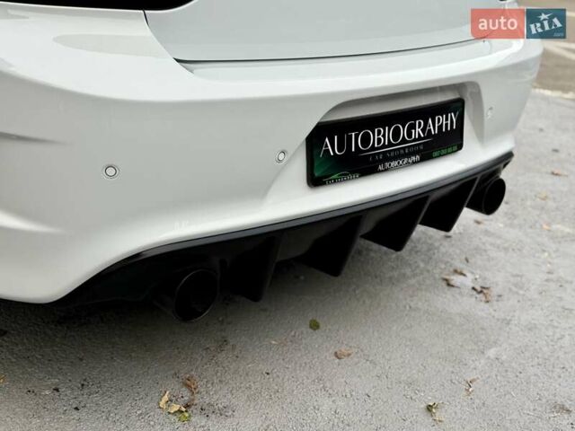 Белый Додж Чарджер, объемом двигателя 5.65 л и пробегом 71 тыс. км за 29900 $, фото 24 на Automoto.ua