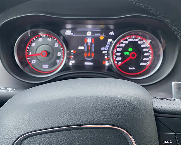 Білий Додж Charger, об'ємом двигуна 3.6 л та пробігом 37 тис. км за 23800 $, фото 24 на Automoto.ua