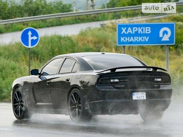 Чорний Додж Charger, об'ємом двигуна 5.7 л та пробігом 156 тис. км за 18500 $, фото 8 на Automoto.ua