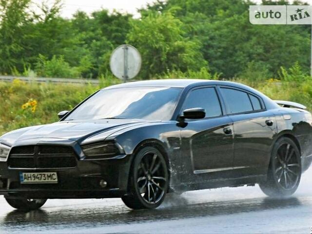 Чорний Додж Charger, об'ємом двигуна 5.7 л та пробігом 156 тис. км за 18500 $, фото 7 на Automoto.ua