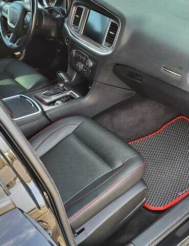 Черный Додж Чарджер, объемом двигателя 3.6 л и пробегом 161 тыс. км за 16300 $, фото 30 на Automoto.ua