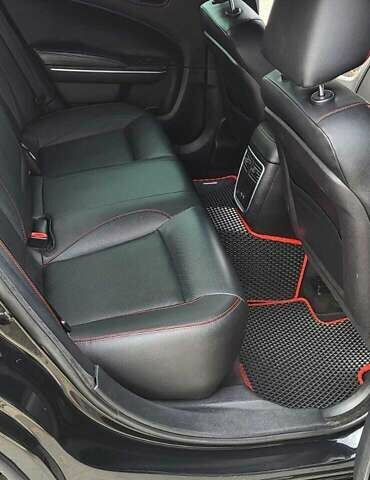 Черный Додж Чарджер, объемом двигателя 3.6 л и пробегом 161 тыс. км за 16300 $, фото 27 на Automoto.ua