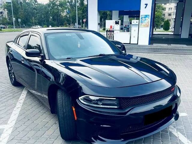 Чорний Додж Charger, об'ємом двигуна 0.36 л та пробігом 130 тис. км за 15599 $, фото 2 на Automoto.ua