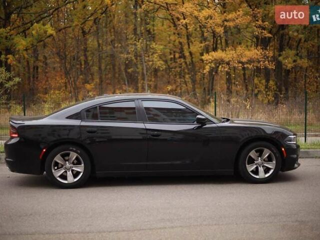 Черный Додж Чарджер, объемом двигателя 3.6 л и пробегом 161 тыс. км за 16300 $, фото 2 на Automoto.ua