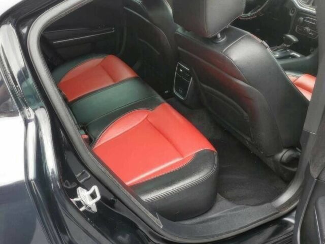 Додж Чарджер 2015 в Днепре (Днепропетровске) на Automoto.ua Черный Додж Чарджер, объемом двигателя 3.6 л и пробегом 77 тыс. км за 3500 $, фото 8 на Automoto.ua