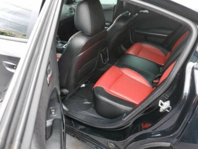 Додж Чарджер 2015 в Днепре (Днепропетровске) на Automoto.ua Черный Додж Чарджер, объемом двигателя 3.6 л и пробегом 77 тыс. км за 3500 $, фото 9 на Automoto.ua