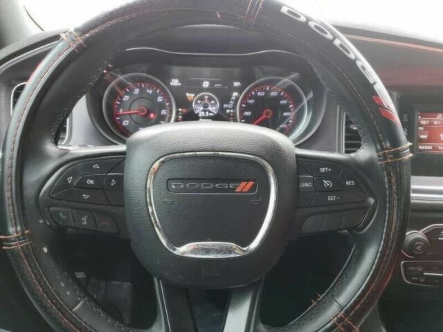 Додж Чарджер 2015 в Днепре (Днепропетровске) на Automoto.ua Черный Додж Чарджер, объемом двигателя 3.6 л и пробегом 77 тыс. км за 3500 $, фото 6 на Automoto.ua