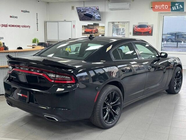Чорний Додж Charger, об'ємом двигуна 3.6 л та пробігом 190 тис. км за 16490 $, фото 9 на Automoto.ua