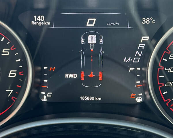 Черный Додж Чарджер, объемом двигателя 3.6 л и пробегом 180 тыс. км за 17000 $, фото 6 на Automoto.ua