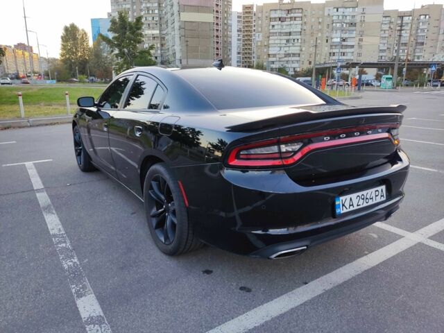 Чорний Додж Charger, об'ємом двигуна 3.6 л та пробігом 148 тис. км за 509 $, фото 3 на Automoto.ua