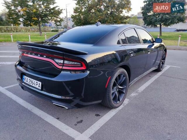 Додж Чарджер 2016 в Киеве на Automoto.ua Черный Додж Чарджер, объемом двигателя 3.6 л и пробегом 147 тыс. км за 23000 $, фото 2 на Automoto.ua