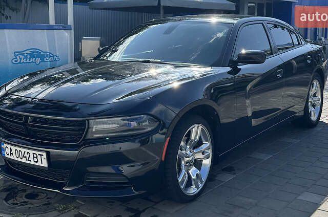 Черный Додж Чарджер, объемом двигателя 3.6 л и пробегом 208 тыс. км за 18300 $, фото 26 на Automoto.ua