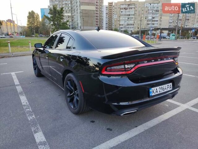 Додж Чарджер 2016 в Киеве на Automoto.ua Черный Додж Чарджер, объемом двигателя 3.6 л и пробегом 147 тыс. км за 23000 $, фото 3 на Automoto.ua