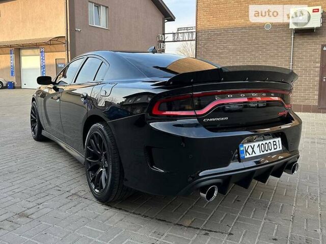 Чорний Додж Charger, об'ємом двигуна 5.7 л та пробігом 160 тис. км за 25000 $, фото 4 на Automoto.ua