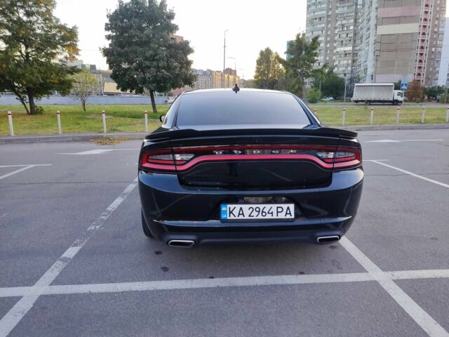Чорний Додж Charger, об'ємом двигуна 3.6 л та пробігом 148 тис. км за 509 $, фото 5 на Automoto.ua
