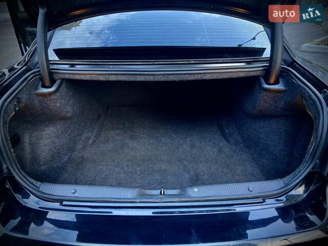 Черный Додж Чарджер, объемом двигателя 5.7 л и пробегом 169 тыс. км за 21000 $, фото 28 на Automoto.ua