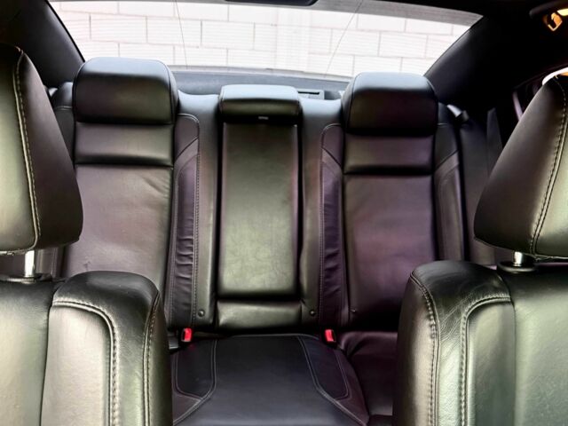 Черный Додж Чарджер, объемом двигателя 3.6 л и пробегом 128 тыс. км за 19000 $, фото 14 на Automoto.ua