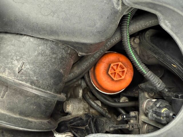 Черный Додж Чарджер, объемом двигателя 3.6 л и пробегом 128 тыс. км за 19000 $, фото 18 на Automoto.ua