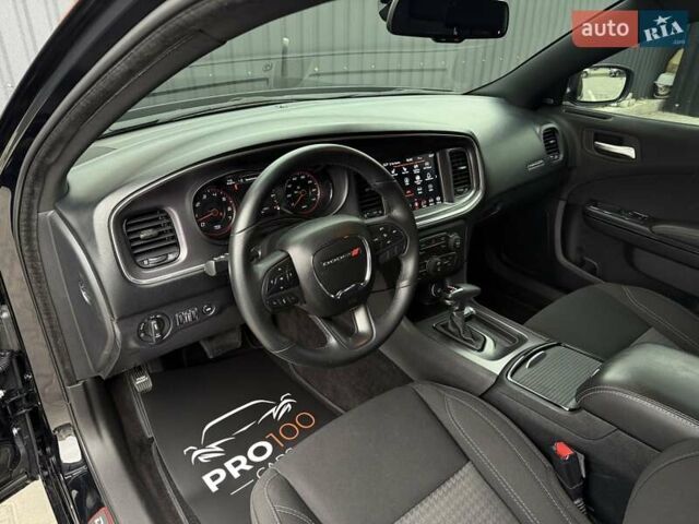 Додж Чарджер 2017 в Киеве на Automoto.ua Черный Додж Чарджер, объемом двигателя 3.6 л и пробегом 60 тыс. км за 17800 $, фото 30 на Automoto.ua