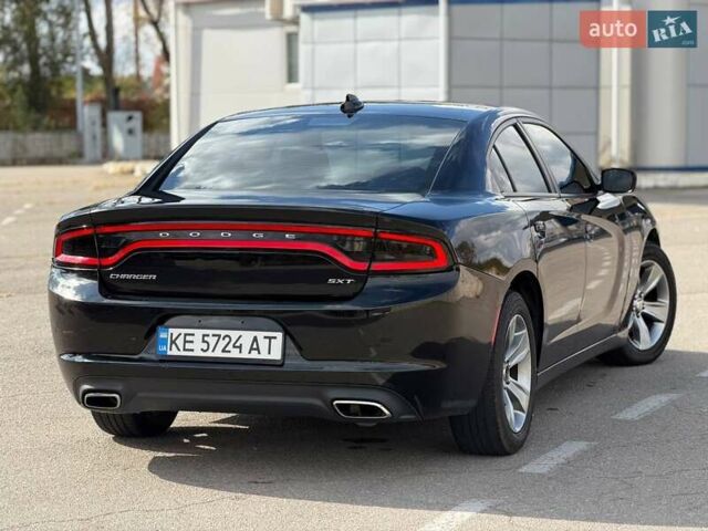 Черный Додж Чарджер, объемом двигателя 3.6 л и пробегом 140 тыс. км за 21500 $, фото 11 на Automoto.ua