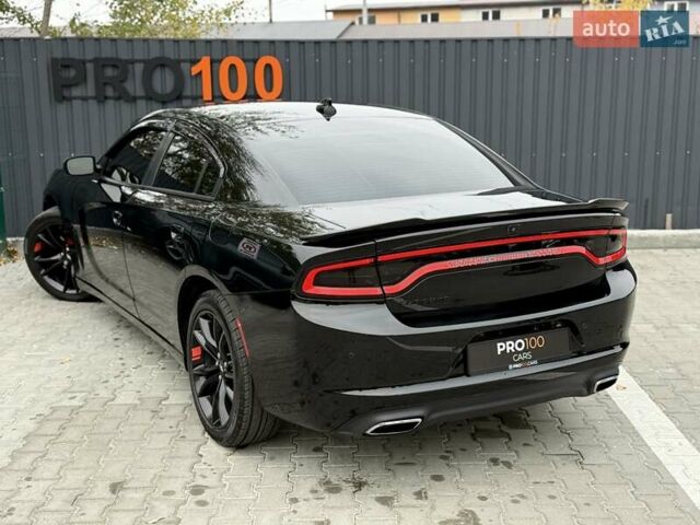 Додж Чарджер 2017 в Киеве на Automoto.ua Черный Додж Чарджер, объемом двигателя 3.6 л и пробегом 60 тыс. км за 17800 $, фото 17 на Automoto.ua