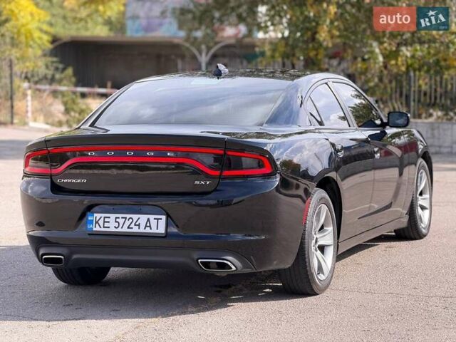 Черный Додж Чарджер, объемом двигателя 3.6 л и пробегом 140 тыс. км за 21500 $, фото 4 на Automoto.ua