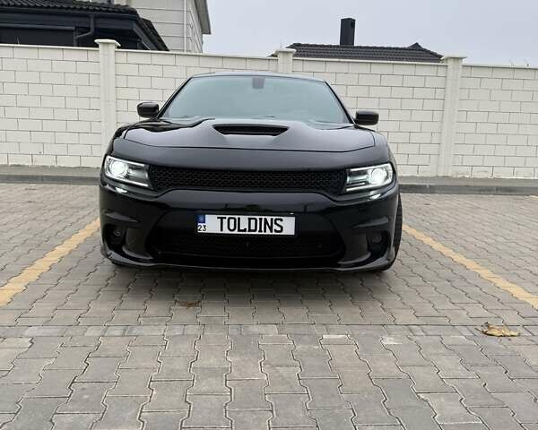 Черный Додж Чарджер, объемом двигателя 3.6 л и пробегом 128 тыс. км за 19000 $, фото 3 на Automoto.ua