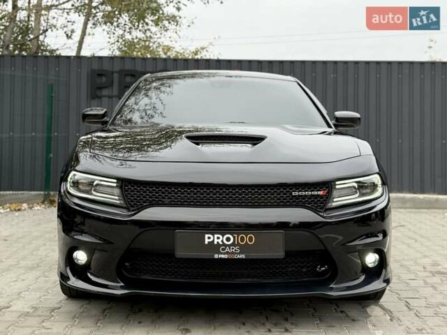 Додж Чарджер 2017 в Киеве на Automoto.ua Черный Додж Чарджер, объемом двигателя 3.6 л и пробегом 60 тыс. км за 17800 $, фото 5 на Automoto.ua