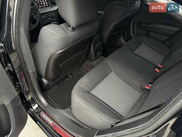 Додж Чарджер 2017 в Киеве на Automoto.ua Черный Додж Чарджер, объемом двигателя 3.6 л и пробегом 60 тыс. км за 17800 $, фото 28 на Automoto.ua