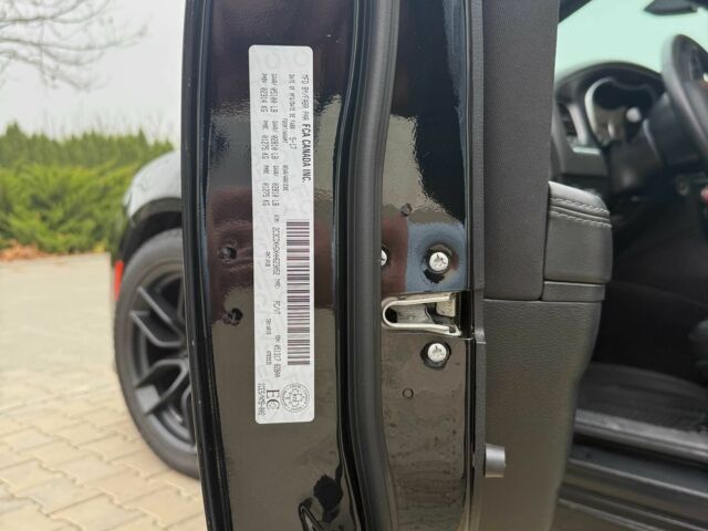 Черный Додж Чарджер, объемом двигателя 3.6 л и пробегом 128 тыс. км за 19000 $, фото 21 на Automoto.ua