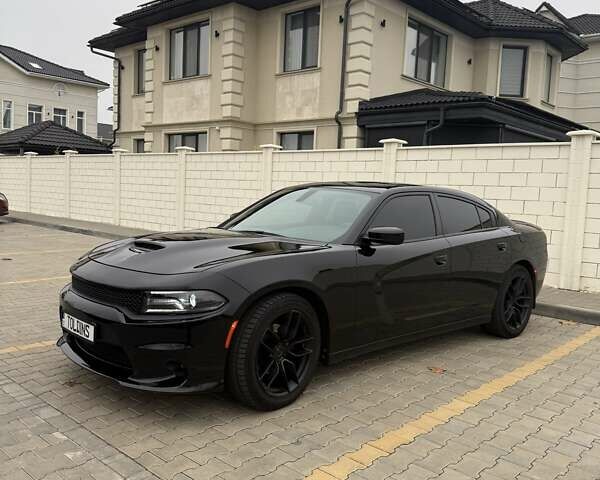 Черный Додж Чарджер, объемом двигателя 3.6 л и пробегом 128 тыс. км за 19000 $, фото 1 на Automoto.ua