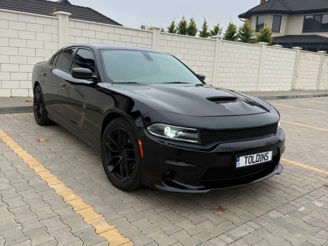 Черный Додж Чарджер, объемом двигателя 3.6 л и пробегом 128 тыс. км за 19000 $, фото 2 на Automoto.ua