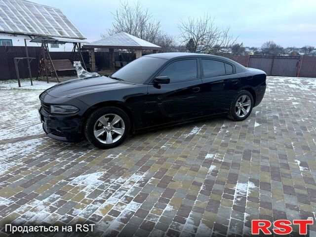 Чорний Додж Charger, об'ємом двигуна 3.6 л та пробігом 141 тис. км за 23300 $, фото 2 на Automoto.ua