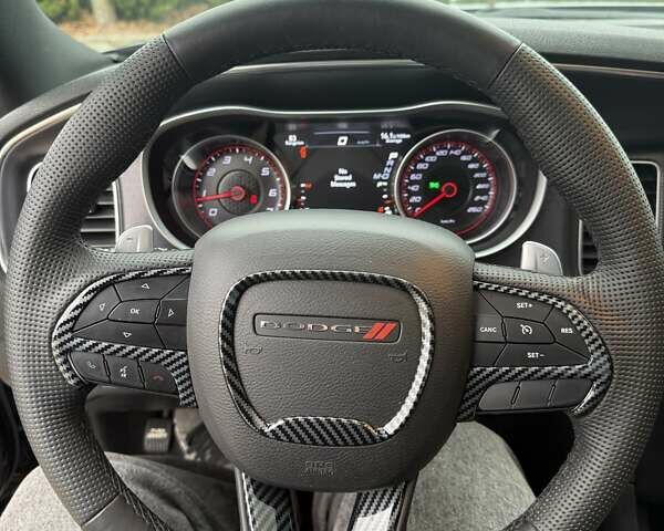 Черный Додж Чарджер, объемом двигателя 3.6 л и пробегом 128 тыс. км за 19000 $, фото 25 на Automoto.ua