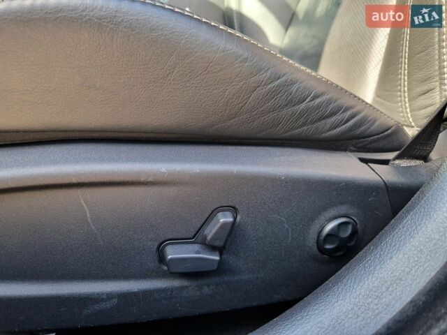Чорний Додж Charger, об'ємом двигуна 6.17 л та пробігом 85 тис. км за 45000 $, фото 32 на Automoto.ua