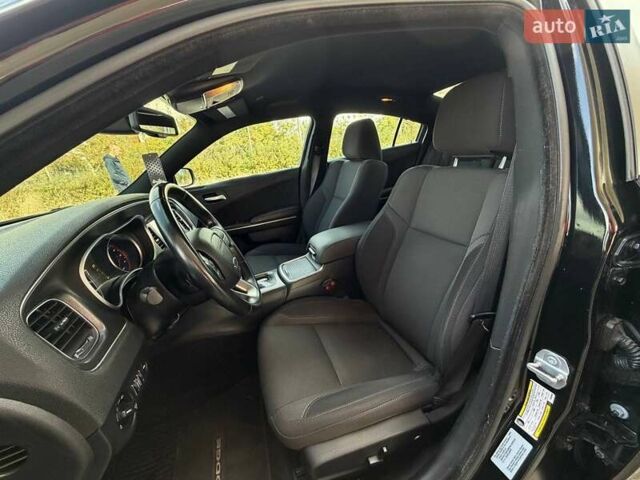 Черный Додж Чарджер, объемом двигателя 3.6 л и пробегом 140 тыс. км за 21500 $, фото 22 на Automoto.ua