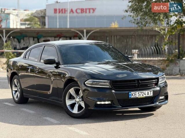 Черный Додж Чарджер, объемом двигателя 3.6 л и пробегом 140 тыс. км за 21500 $, фото 12 на Automoto.ua