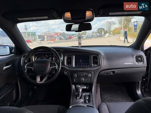 Черный Додж Чарджер, объемом двигателя 3.6 л и пробегом 140 тыс. км за 21500 $, фото 20 на Automoto.ua