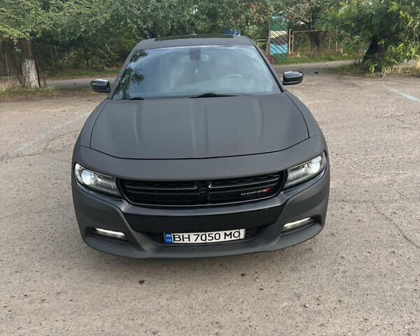 Чорний Додж Charger, об'ємом двигуна 3.6 л та пробігом 130 тис. км за 19500 $, фото 13 на Automoto.ua