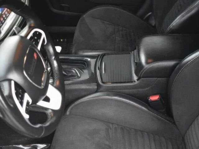 Чорний Додж Charger, об'ємом двигуна 5.7 л та пробігом 78 тис. км за 14500 $, фото 11 на Automoto.ua