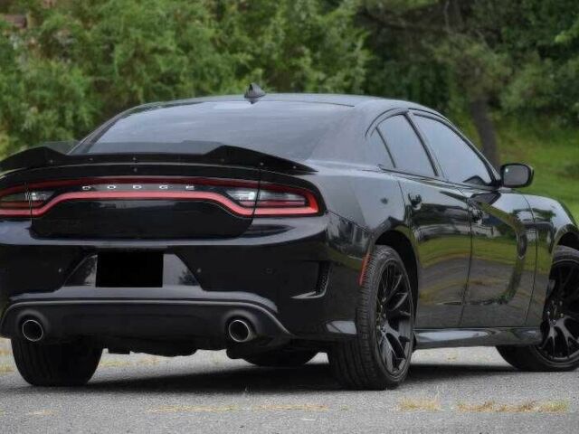 Чорний Додж Charger, об'ємом двигуна 5.7 л та пробігом 78 тис. км за 14500 $, фото 2 на Automoto.ua