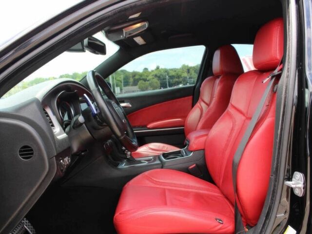 Чорний Додж Charger, об'ємом двигуна 3.6 л та пробігом 52 тис. км за 8700 $, фото 9 на Automoto.ua