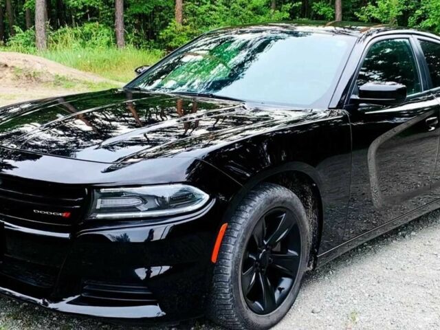 Чорний Додж Charger, об'ємом двигуна 3.6 л та пробігом 90 тис. км за 296 $, фото 1 на Automoto.ua