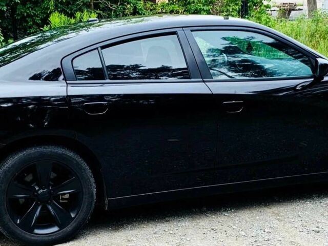 Чорний Додж Charger, об'ємом двигуна 3.6 л та пробігом 90 тис. км за 296 $, фото 4 на Automoto.ua