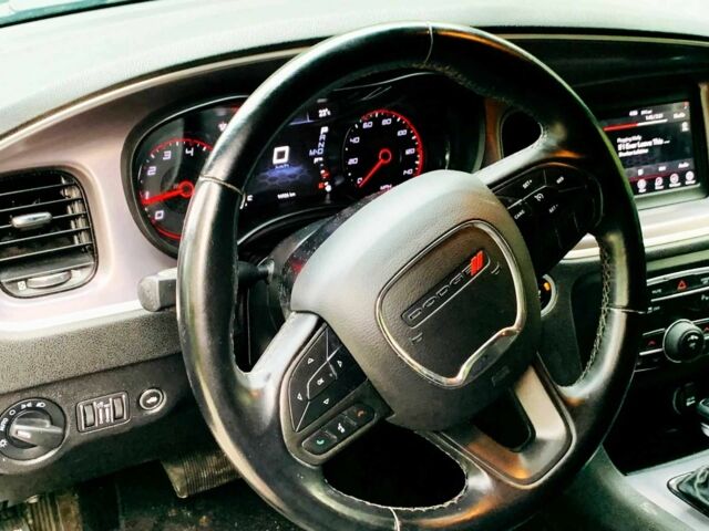 Чорний Додж Charger, об'ємом двигуна 3.6 л та пробігом 90 тис. км за 296 $, фото 10 на Automoto.ua