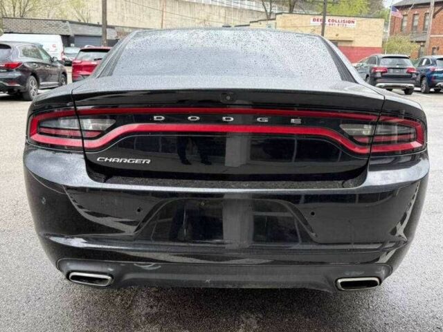 Черный Додж Чарджер, объемом двигателя 3.6 л и пробегом 82 тыс. км за 7100 $, фото 2 на Automoto.ua