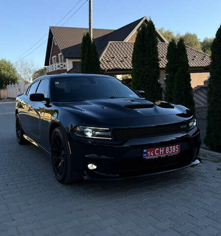 Черный Додж Чарджер, объемом двигателя 5.7 л и пробегом 60 тыс. км за 29999 $, фото 4 на Automoto.ua